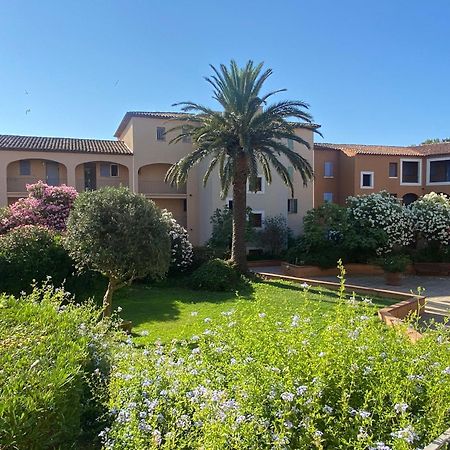 2 Bedrooms, 15 Min Walk To Beach, Ac, Pool & Fiber Internet In A Quiet, Private Gated Domain 5Kms To St Tropez Cogolin Dış mekan fotoğraf