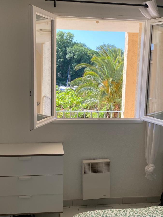 2 Bedrooms, 15 Min Walk To Beach, Ac, Pool & Fiber Internet In A Quiet, Private Gated Domain 5Kms To St Tropez Cogolin Dış mekan fotoğraf