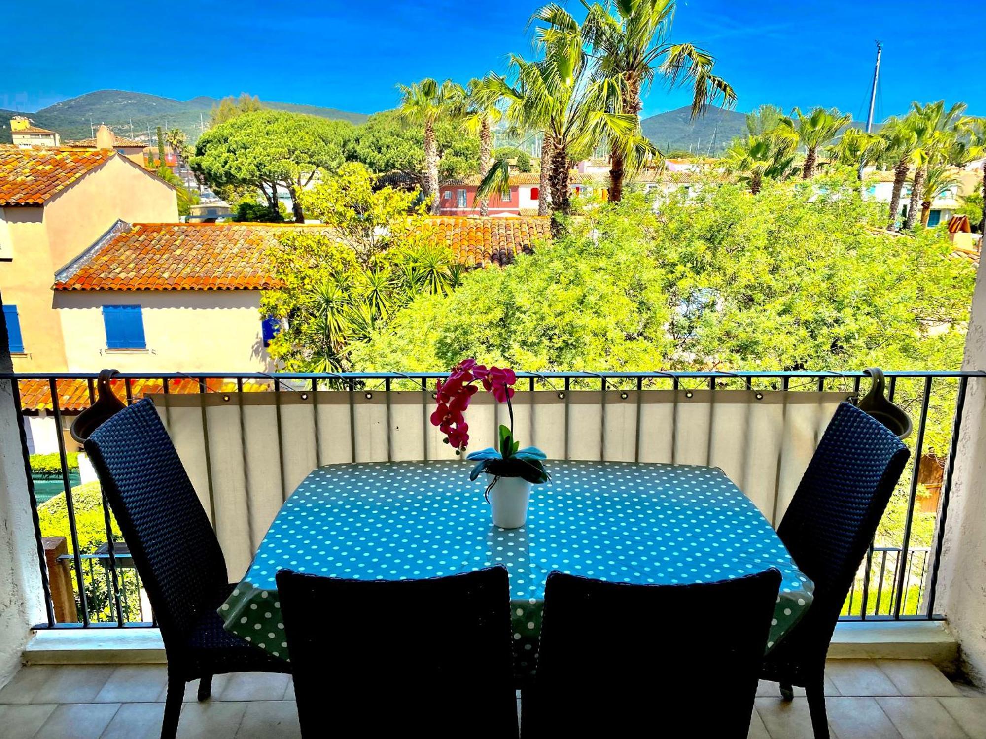 2 Bedrooms, 15 Min Walk To Beach, Ac, Pool & Fiber Internet In A Quiet, Private Gated Domain 5Kms To St Tropez Cogolin Dış mekan fotoğraf